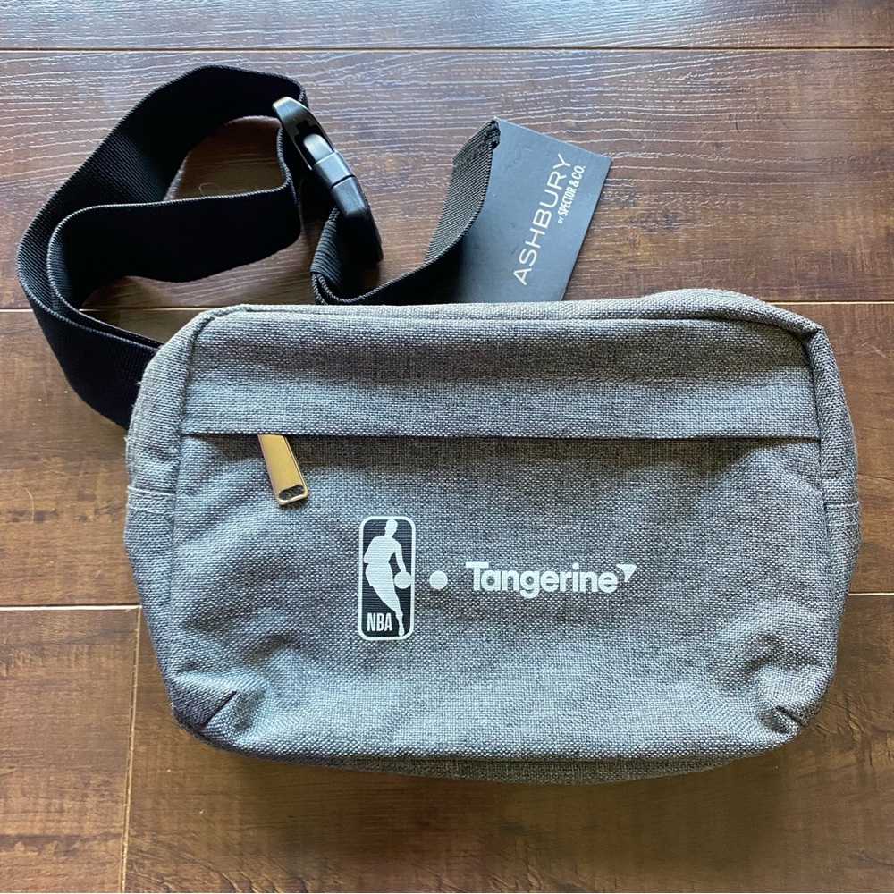 BNWT Ashbury 3-Way Wear Sling Bag